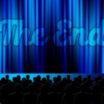 Immagine di un lavoratore dello spettacolo che discute delle regole pensionistiche ex Enpals.